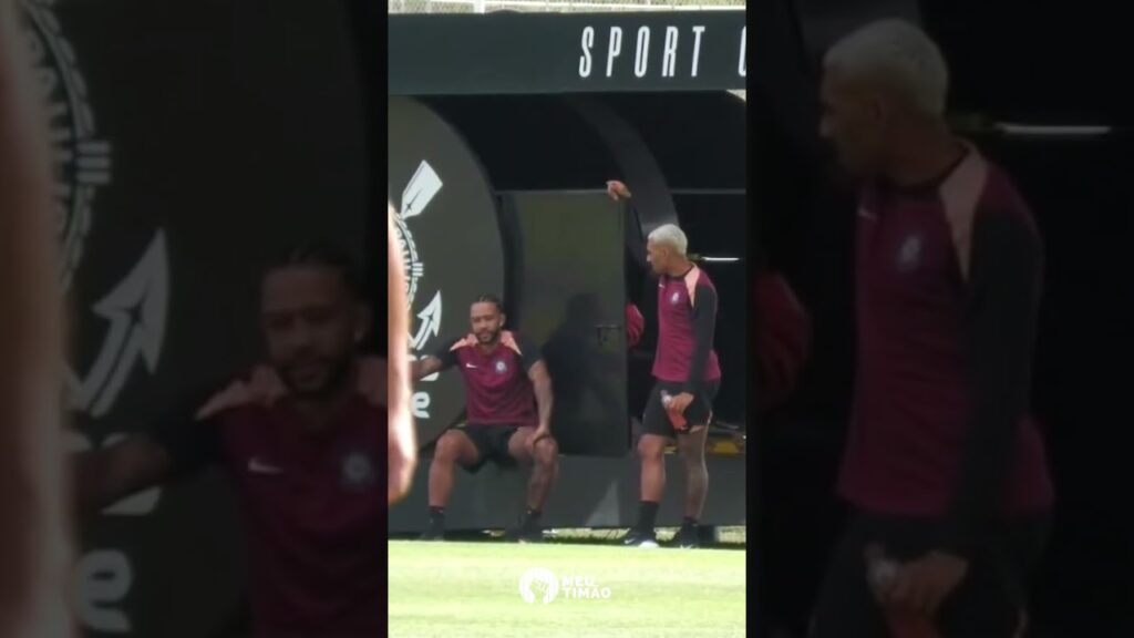 MEMPHIS DEPAY E MATHEUZINHO DE OLHO NO TREINO