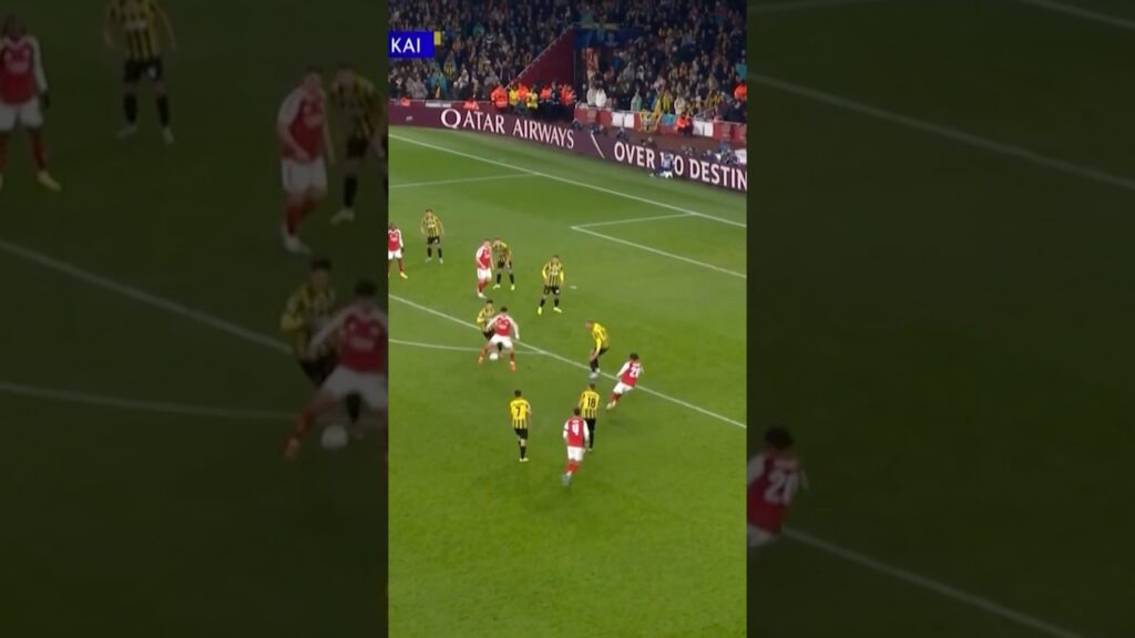 FANTASTIC FLICK BEFORE ARSENAL SCORE!