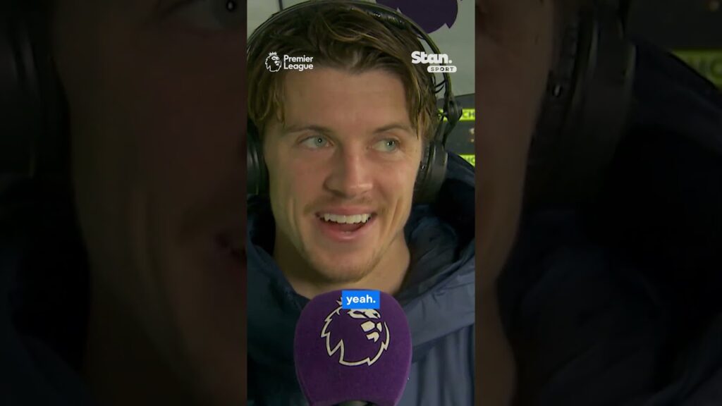 'UNBELIEVABLE' 😳 Conor Gallagher's reaction to Dom Solanke scorpion goal #PremierLeague #Spurs