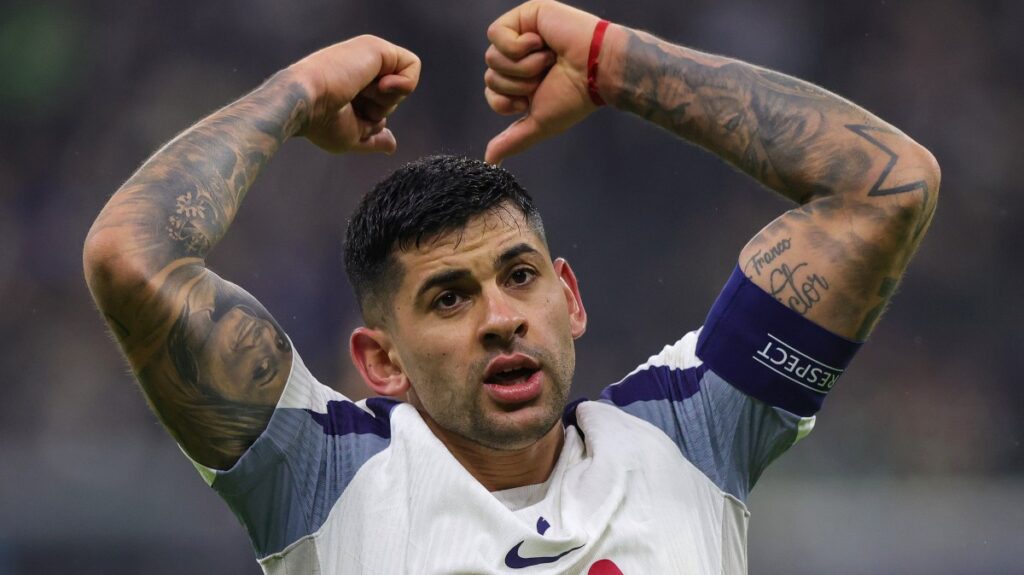 Cristian Romero lashes out at Spurs hierarchy after transfer window