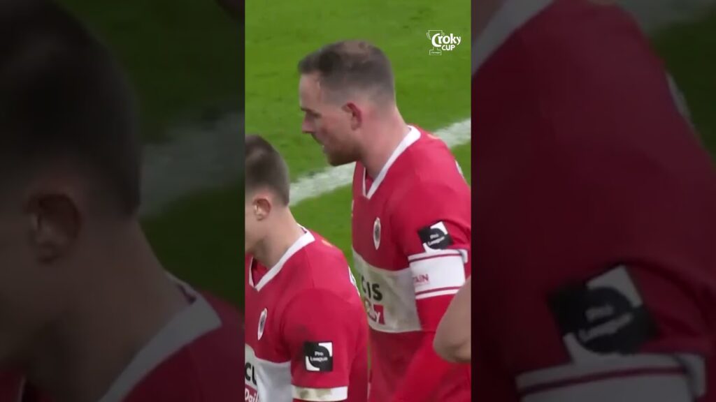 Need a goal? Call Vincent Janssen!  📞 #CrokyCup