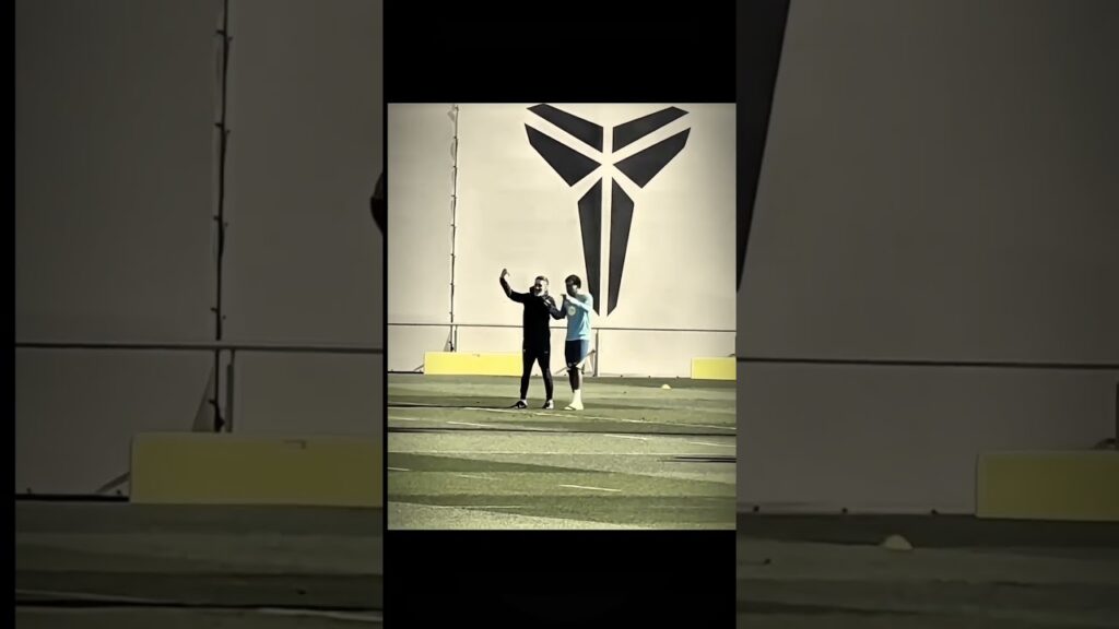 Lamine Yamal requests VAR to Balde actions in Barcelona training 😅