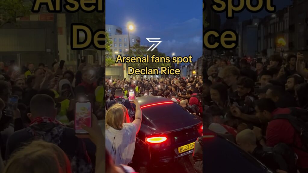 CRAZY SCENES as Arsenal fans spot Declan Rice leaving the Emirates #football #soccer #arsenal #afc
