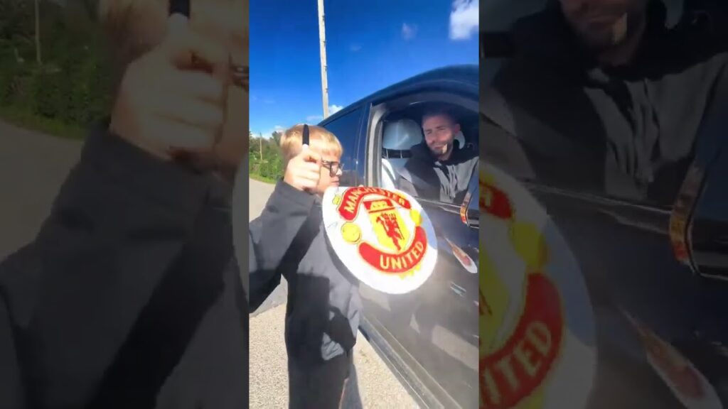 🥹❤️ LUKE SHAW MAKES A YOUNG FAN’S DREAM COME TRUE! #mufc #manchesterunited #lukeshaw 🥹❤️ LUKE SHAW MAKES A YOUNG FAN’S DREAM COME TRUE! #mufc #manchesterunited #lukeshaw