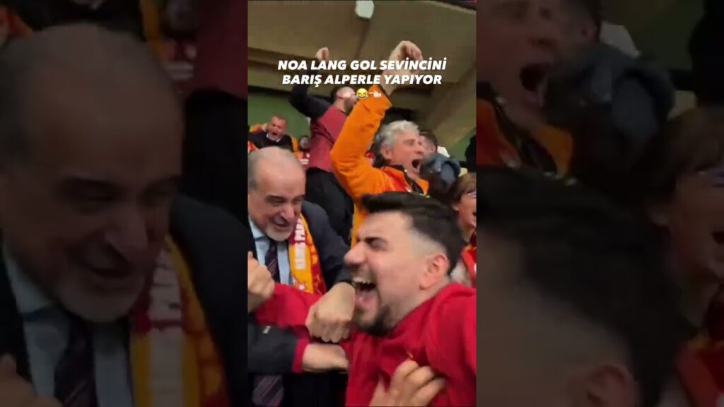 Noa Lang gol sevincini Barış Alperle yapıyor 👉🏻👈🏻😂