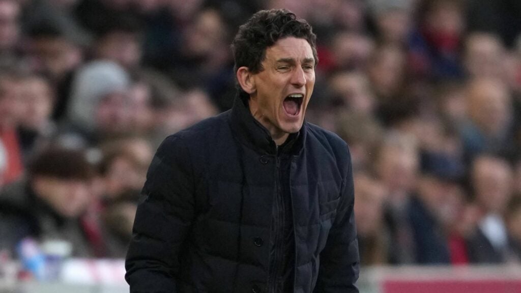 Keith Andrews shouting for Brentford