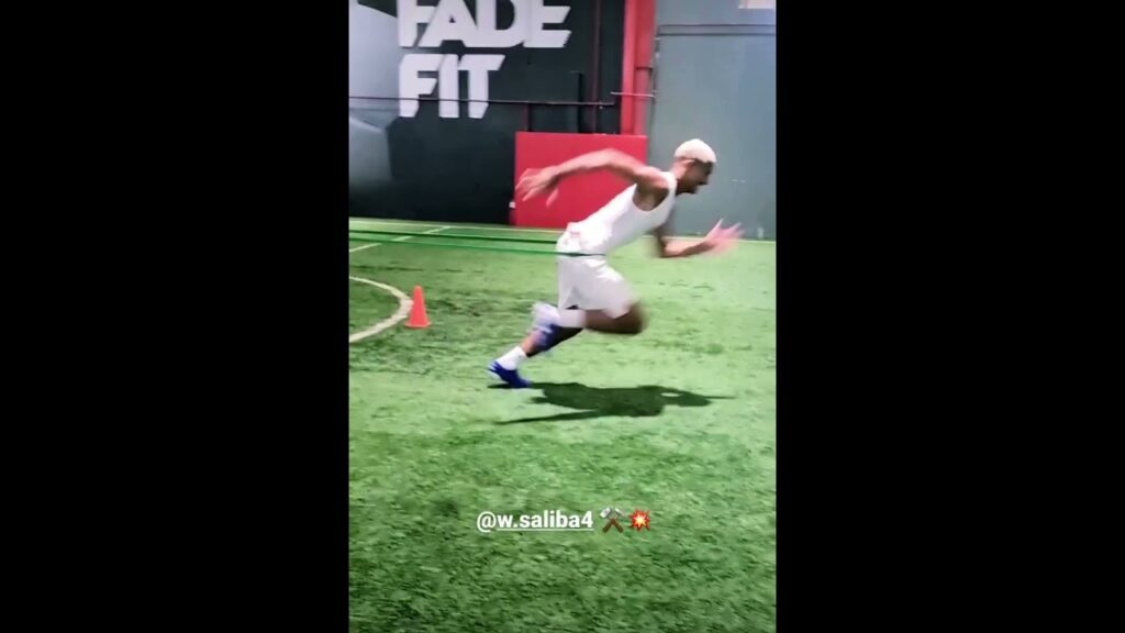 William Saliba getting ready for the upcoming season with a personal trainer