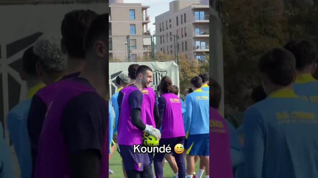 Jules Kounde stayed still 😂 😅 (via @fcbarcelona/TT)