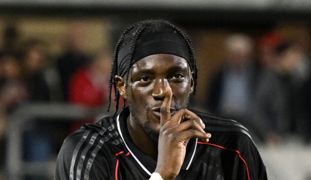 ‘We’re not too far from Arsenal’ – Tammy Abraham insists Aston Villa can catch Gunners and win Premier League title 'We're not too far from Arsenal' - Tammy Abraham insists Aston Villa can catch Gunners and win Premier League title