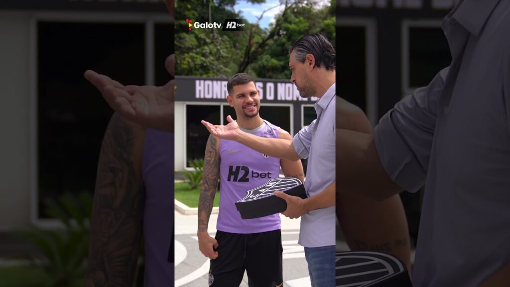 BRUNO GUIMARÃES ganha CAMISA do GALO 🇧🇷