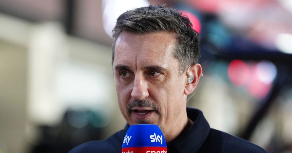 Gary Neville delivers Michael Carrick future statement after ‘speaking to Man Utd’ Daily Mirror
