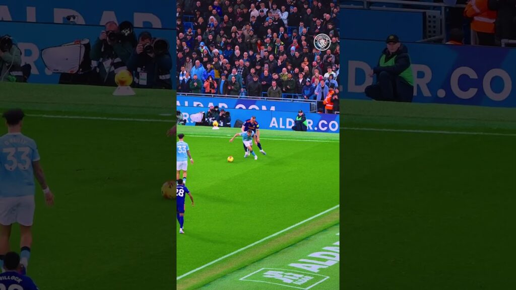 That's why we love Bernardo Silva 👑 #mancity #premierleague #football #strength #football #portugal