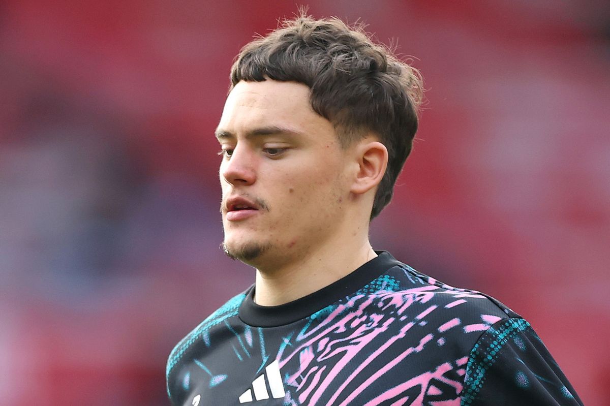 NOTTINGHAM, ENGLAND - FEBRUARY 22: Florian Wirtz of Liverpool looks on during the warm up prior to the Premier League match between Nottingham Forest and Liverpool at City Ground on February 22, 2026 in Nottingham, England. (Photo by Carl Recine/Getty Images)