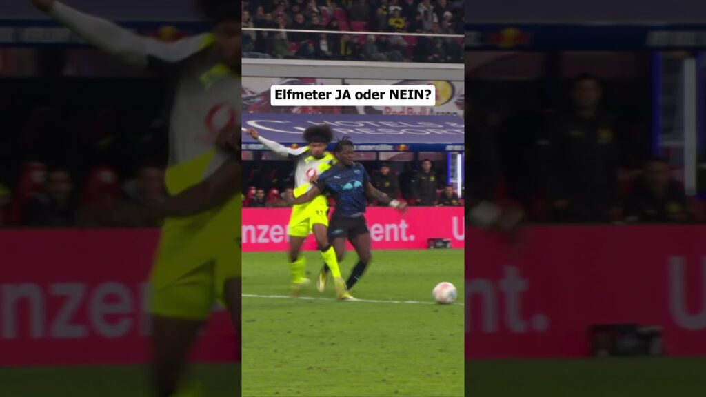 Knifflige Szene um Karim Adeyemi!  #bundesliga #buliclip