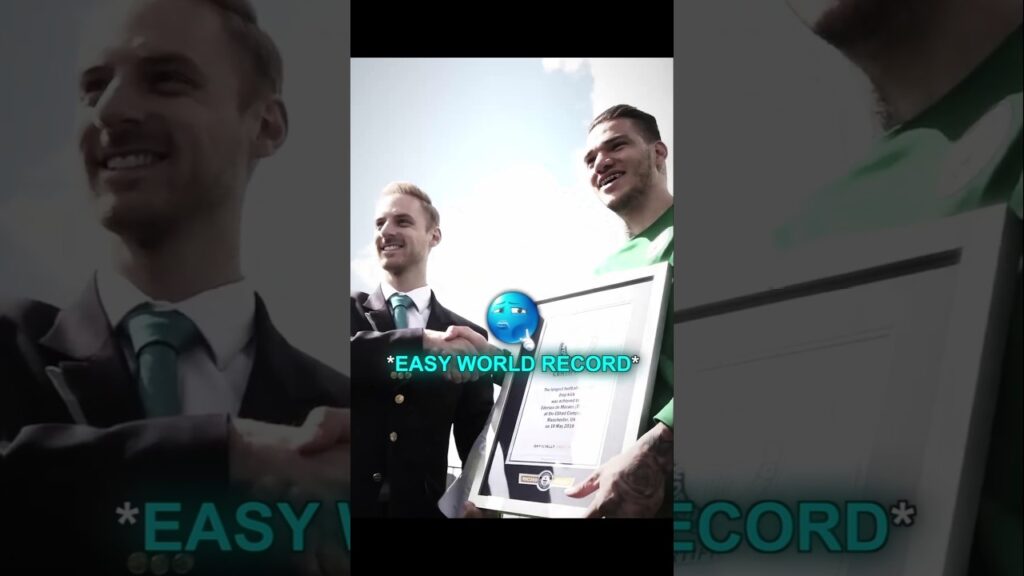 When Ederson Broke The Guinness World Record🤯🥶