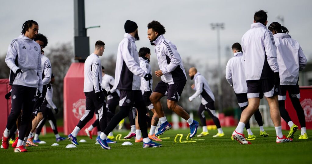 Ratcliffe comments, lack of stars and Chelsea comparison – Man United battle amid £24m black hole Manchester Evening News