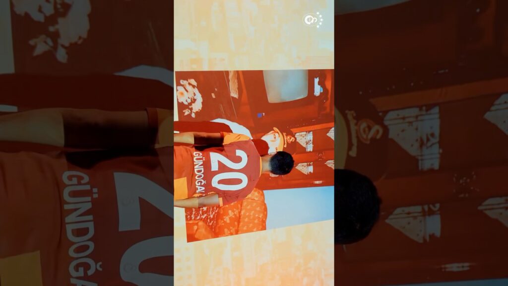 🦁 İlkay Gündoğan, çocukluk aşkına kavuştu. 💛❤️