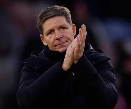 Crystal Palace manager Oliver Glasner looks dejected after the match