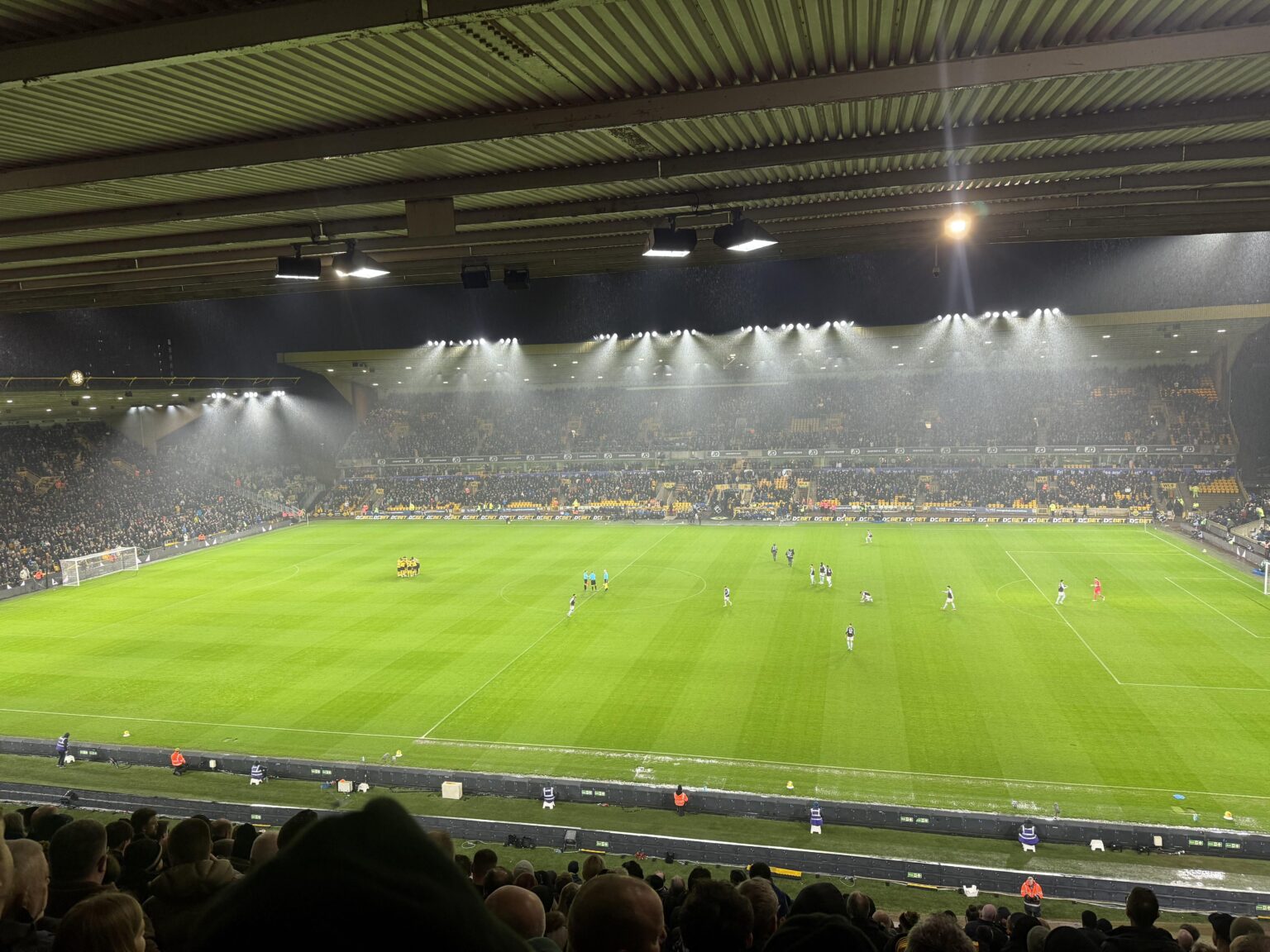 Sat in the wolves end - Sigh