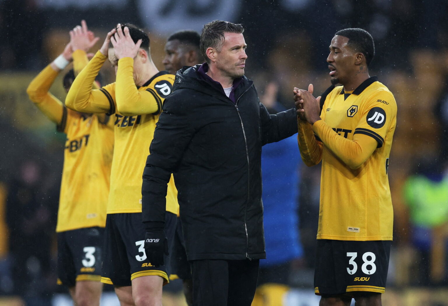 Rob Edwards and players