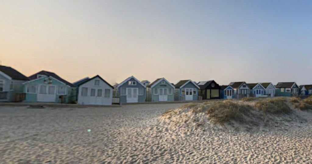 Council tax discount for Mudeford beach huts is scrapped