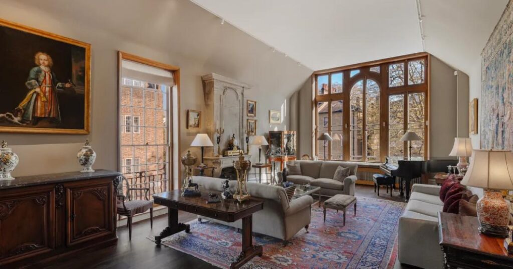 Inside the Chelsea townhouse on sale for £6.25 million Inside the Chelsea townhouse on sale for £6.25 million