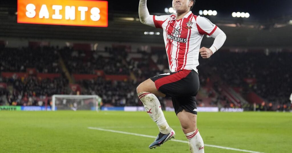 Five-star Southampton display play-off credentials with QPR thrashing