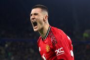 LIVERPOOL, ENGLAND - FEBRUARY 23: Benjamin Sesko of Manchester United celebrates scoring the opening goal during the Premier Lea
