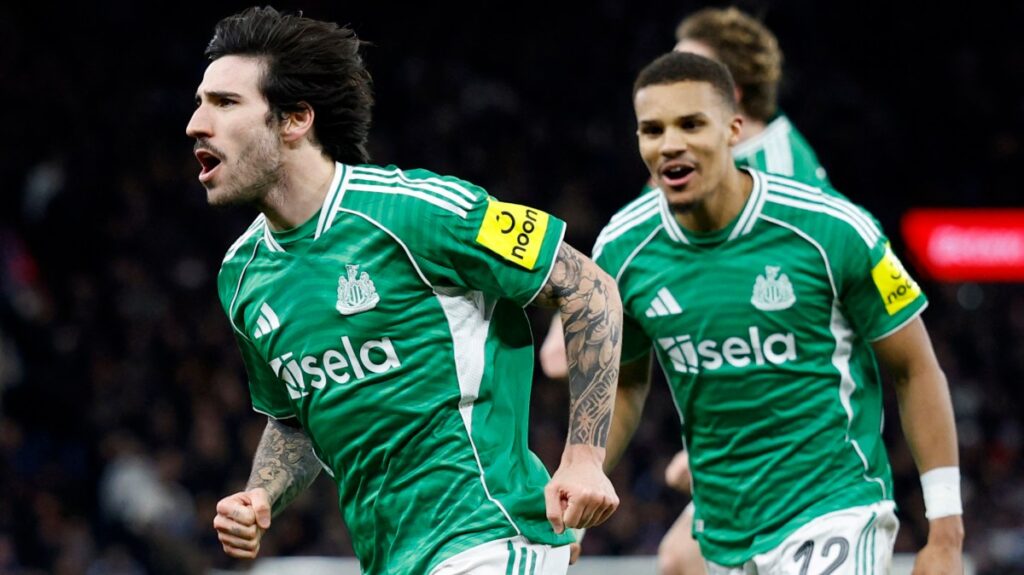 Tonali sends Newcastle through — but maybe we need VAR after all Tonali sends Newcastle through — but maybe we need VAR after all