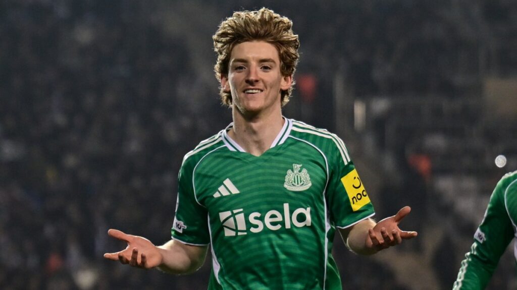 Anthony Gordon makes history with four goals as Newcastle thrash Qarabag