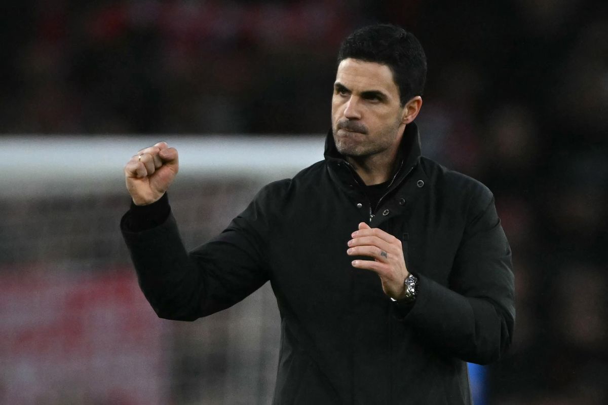 Mikel Arteta celebrates