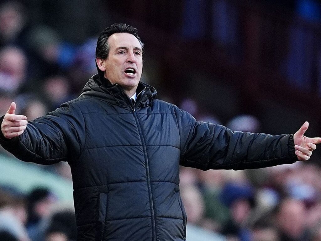 Supporting image for story: Wolves v Villa: Who's out and who's a doubt