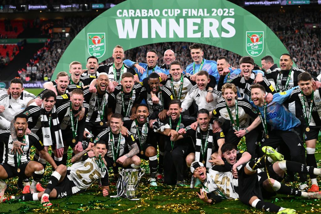 Newcastle United celebrate winning the Carabao Cup in 2025
