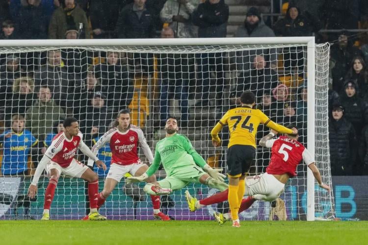 Two Good, Two Bad As Wolves Come From Behind To Hold Arsenal | Talking Wolves