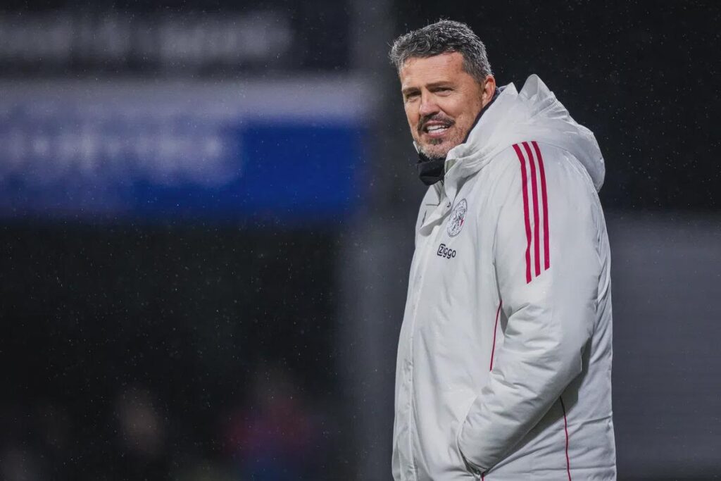 García haalt vrije dagen weg bij spelers Jong Ajax: 'Zijn al 2,5 week op de club'