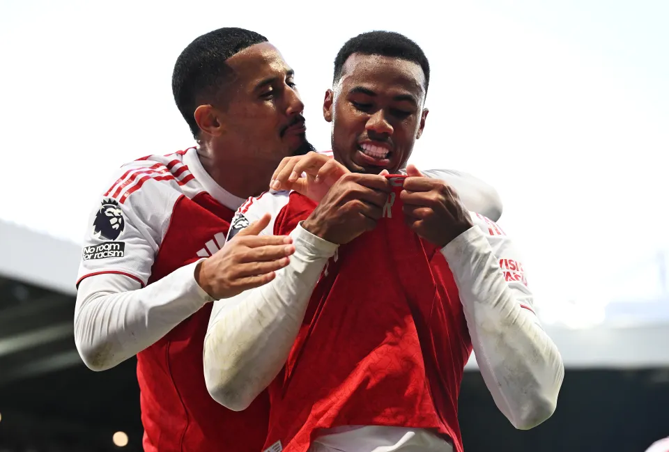 NEWCASTLE UPON TYNE, ENGLAND - SEPTEMBER 28: Gabriel of Arsenal celebrates scoring his team's second goal with teammate William Saliba during the Premier League match between Newcastle United and Arsenal at St James' Park on September 28, 2025 in Newcastle upon Tyne, England.
