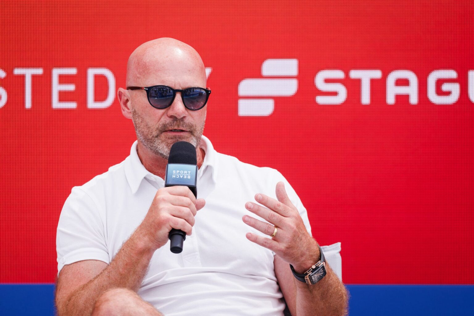 Alan Shearer is still backing Arsenal over Man City after being shown both teams' next fixtures