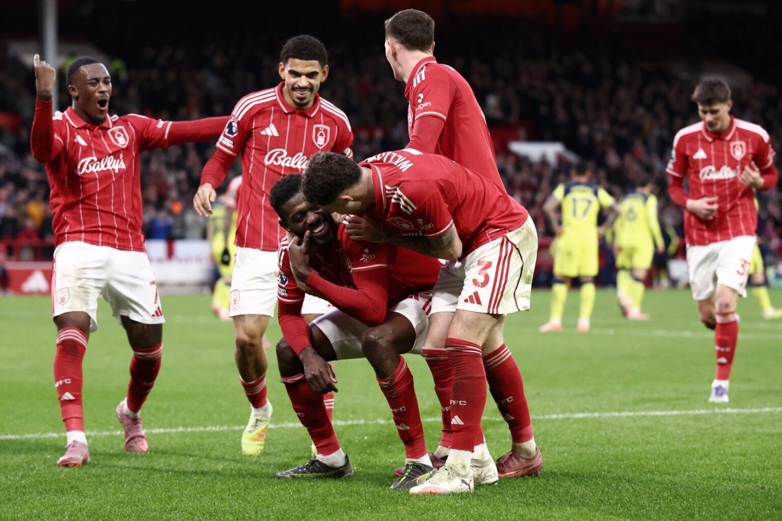 Manchester United eye Ibrahim Sangare as 'fantastic' Casemiro replacement alongside Elliot Anderson