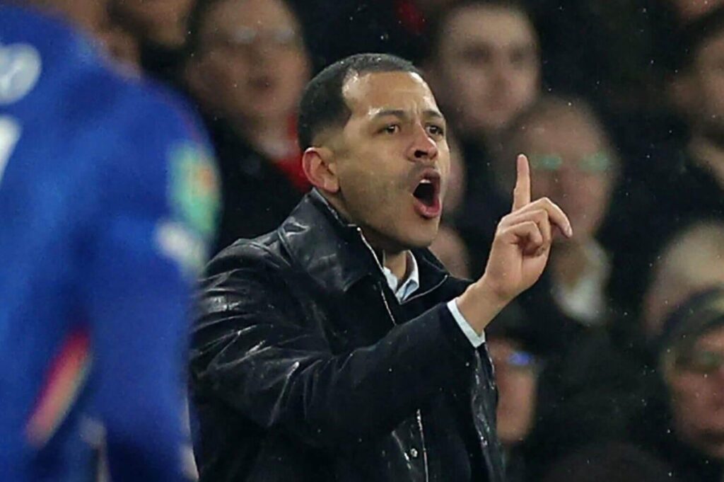 Chelsea’s Liam Rosenior accuses Arsenal coaching staff of lacking respect in Carabao Cup semi-final