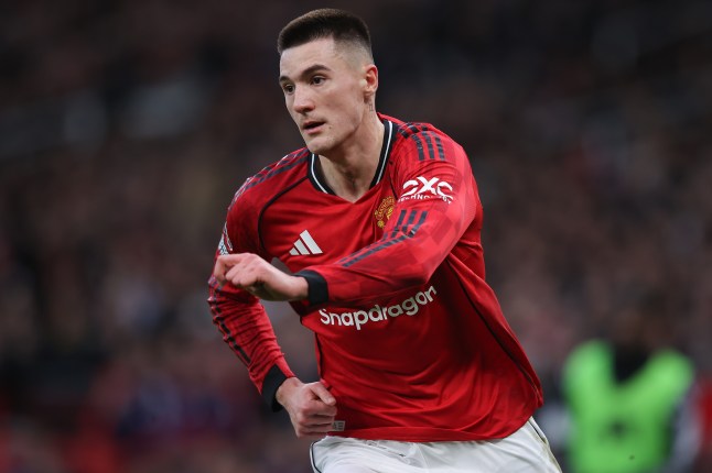 Manchester United v Fulham - Premier League