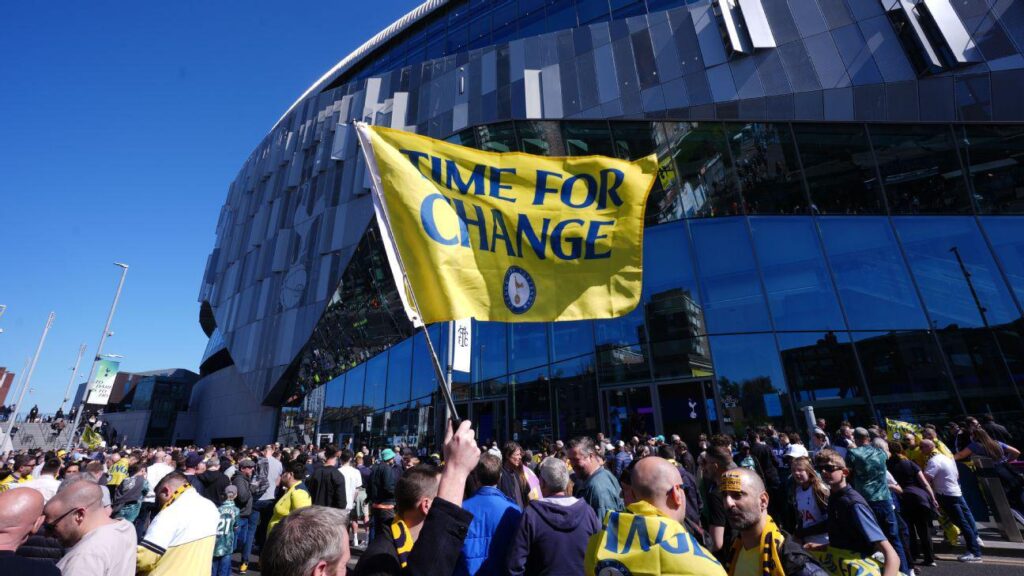 Tottenham accused of editing meeting minutes, fan groups call for transparency