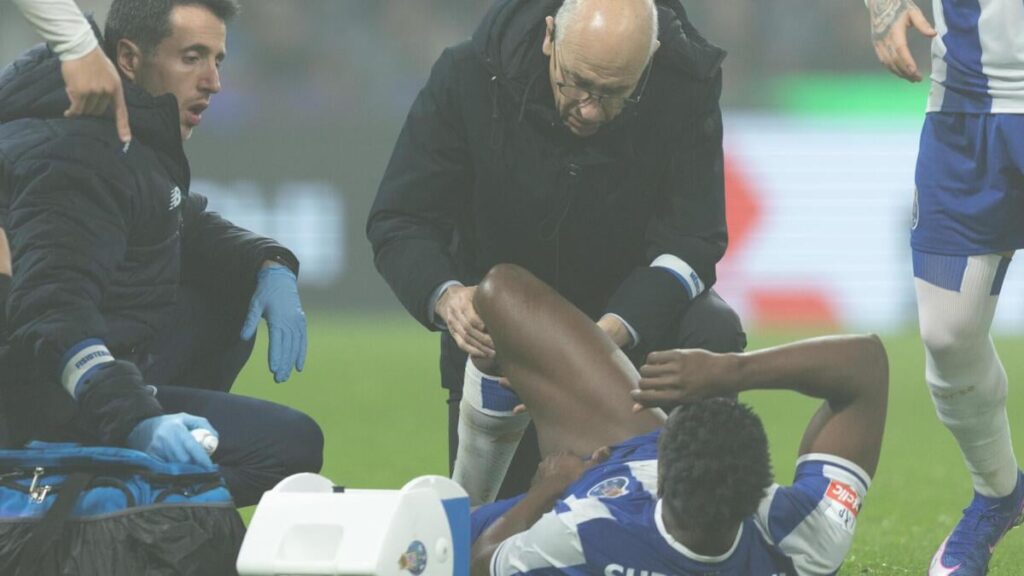 FC Porto: Samu operado com sucesso em Madrid e vai iniciar recuperação