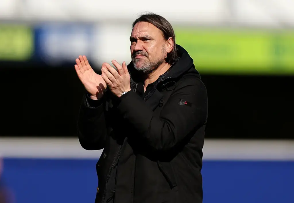 Leeds boss Daniel Farke applauds the club's fans