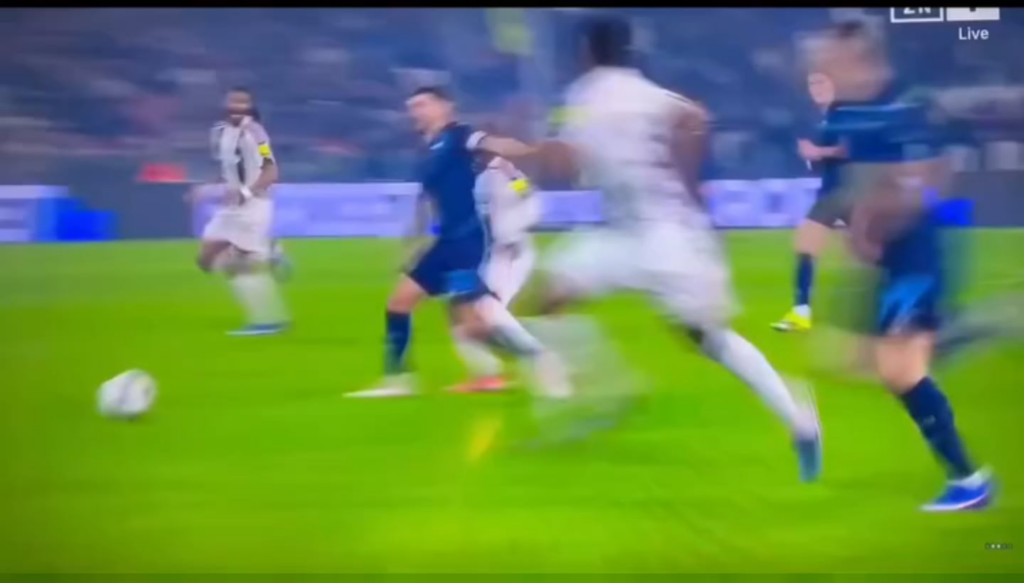 Juventus Vs Lazio, no penalty on Cabal, not even review