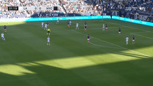 LA Galaxy [1]-0 NY City- João Klauss 2' Filthy assist by Reus