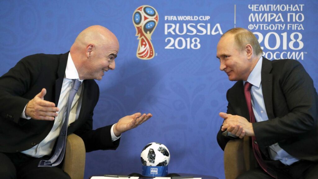 Gianni Infantino favors lifting FIFA's ban on Russia