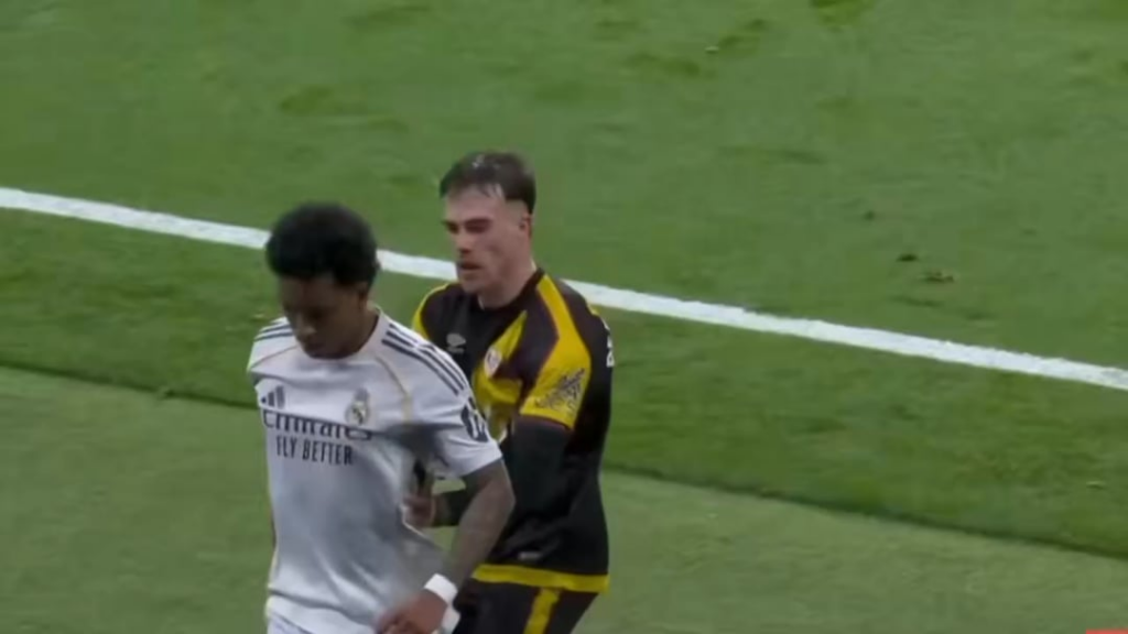 Loved how Mbappé defend Rodrygo here