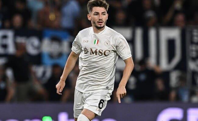 Gilmour's recovery is crucial for fans: "What a play he made!"