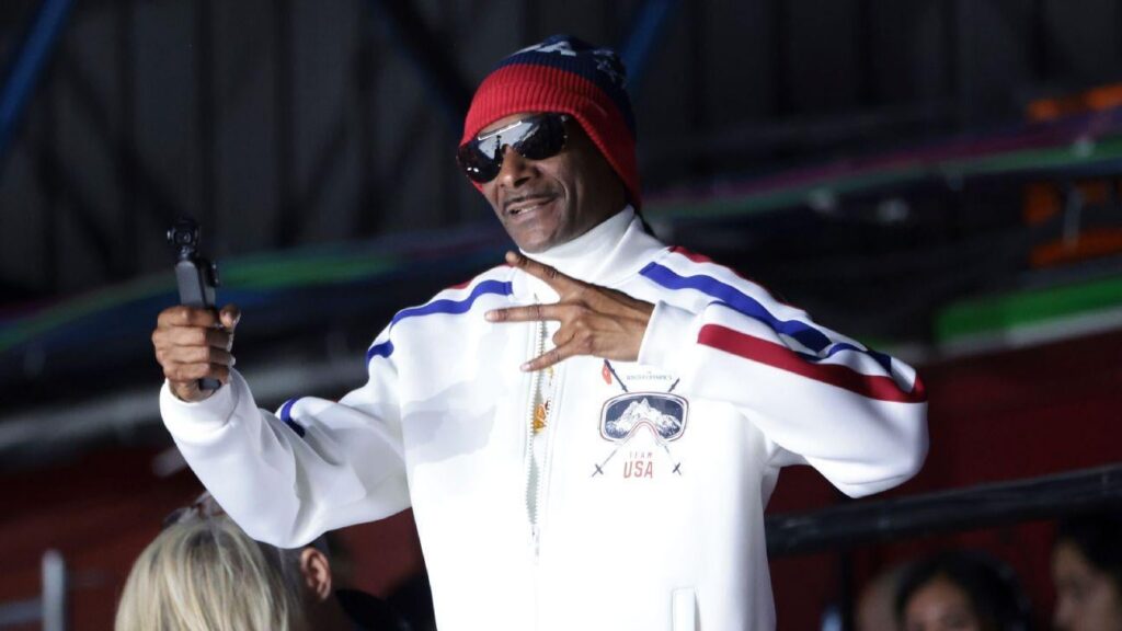 Snoop Dogg to visit Swansea for first time, watch first game