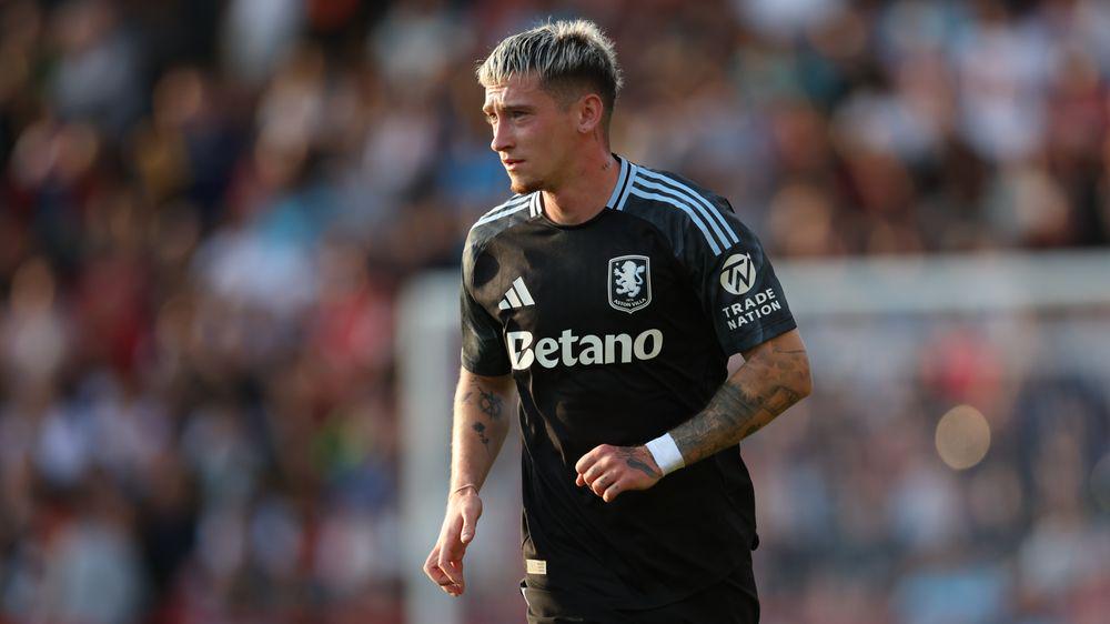 Louie Barry returns to Stockport on loan